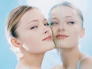 夏季如何給皮膚補水?夏季怎樣保養(yǎng)皮膚