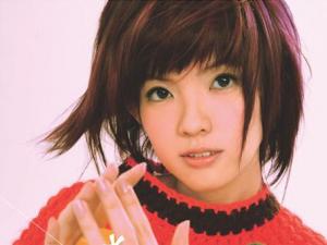 ?郭美美是誰？新加坡流行歌手郭美美個人資料照片