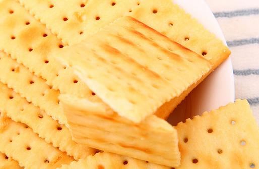 吃蘇打餅干好不好？吃蘇打餅干會(huì)胖嗎