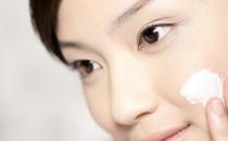 秋冬季DIY美白補(bǔ)水面膜 實(shí)惠又簡(jiǎn)單