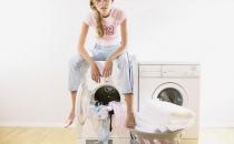 洗衣服什么水溫最好去污？