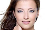 打造靚麗妝容 必知亮白透凈底妝怎么畫