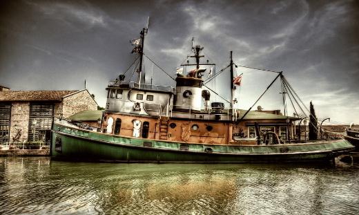 翻船時的判斷與現場急救