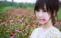 睡前壞習(xí)慣讓你越來(lái)越丑！