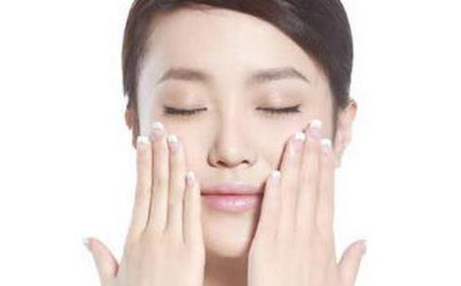 雙下巴是怎么形成的？雙下巴怎么減？