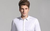 ?男士養(yǎng)顏 充分滋潤肌膚一秒變帥男