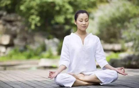 夏季養(yǎng)生6個(gè)簡(jiǎn)單方法 堅(jiān)持午間小睡