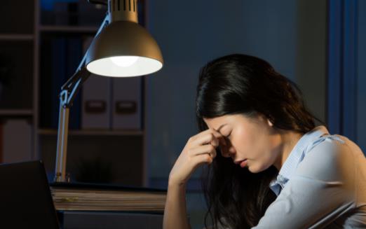 經常熬夜氣血不足 雪耳百合木瓜糖水潤肺滋陰是絕配