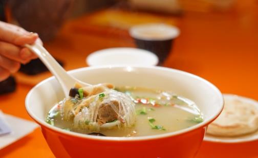 冬季正是進補的大好時機 冬令進補養(yǎng)生菜品吃起來