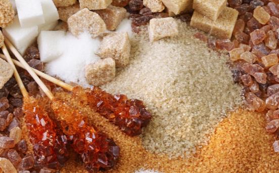 含糖飲料比含糖食物更有害！吃糖太多有啥壞處？