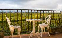 鐵藝家具該如何保養(yǎng) 選購鐵藝家具時要注意的事項