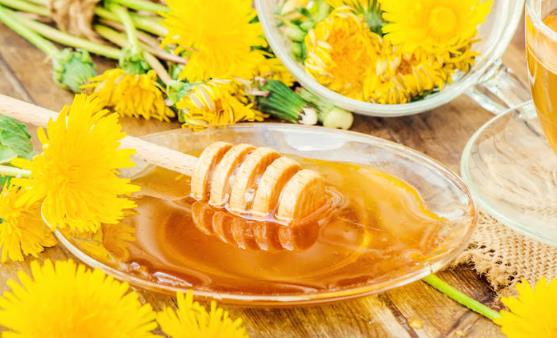 周歲內(nèi)寶寶碰不得的8類家常食物 家長莫踩雷