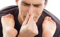 ?腳臭反復(fù)或與7個(gè)習(xí)慣有關(guān) 若不避開或難逃臭